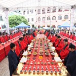 大供天以“香、花、燈、水、果、茶、食、寶、珠、衣”十供，供奉諸天神仙